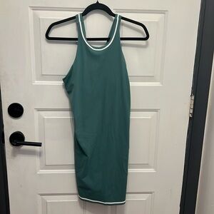 Like anew Vuori Tennis Dress w built in bra